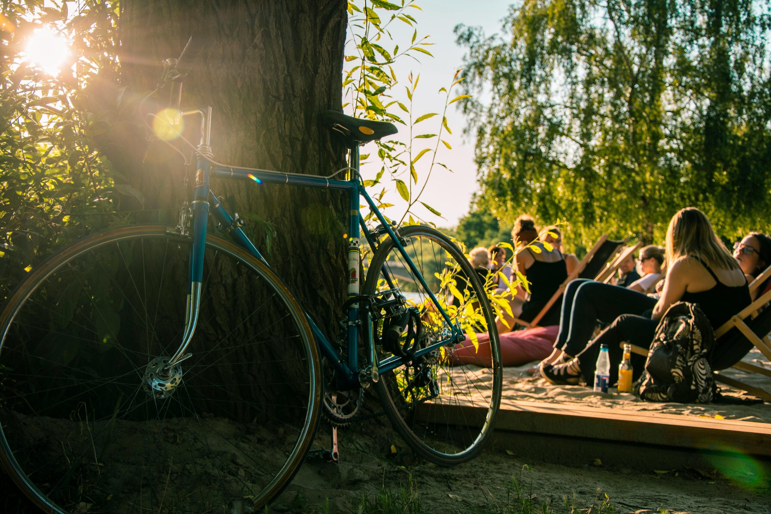 Bicicletta in natura ascoltando i suoni