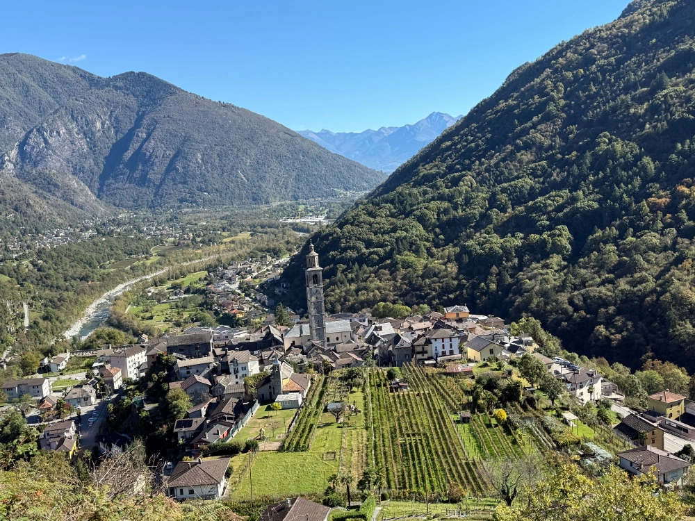 Intragna tra borghi e 7 ponti: escursione guidata nelle Centovalli