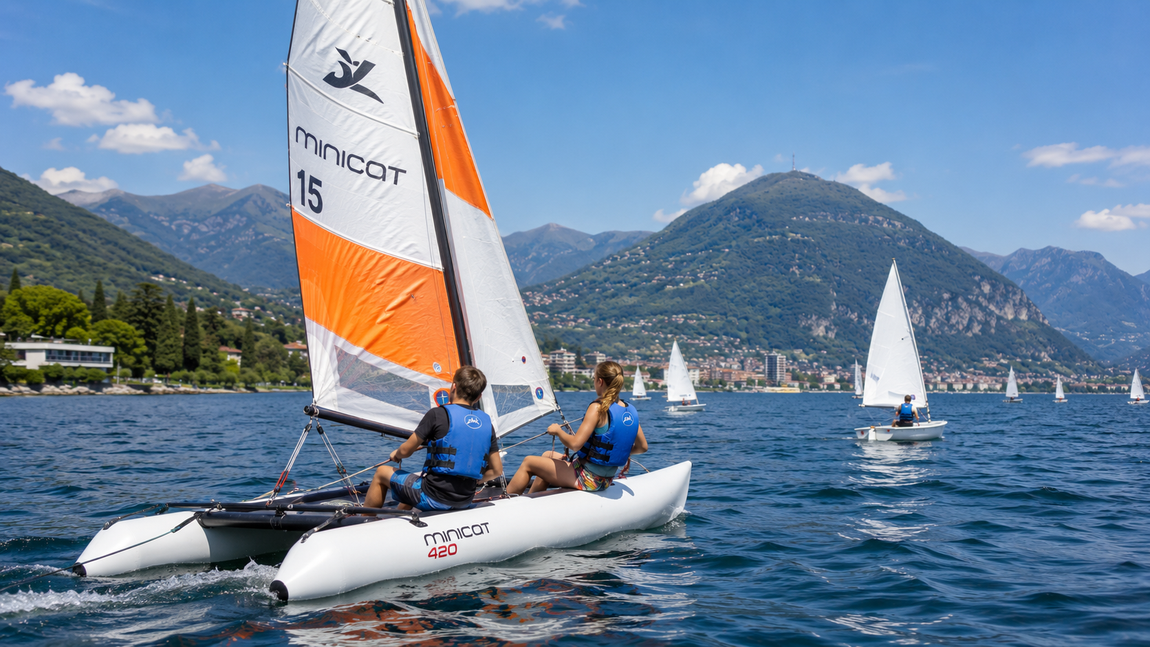 Corso estivo di vela a Lugano con catamarano IA